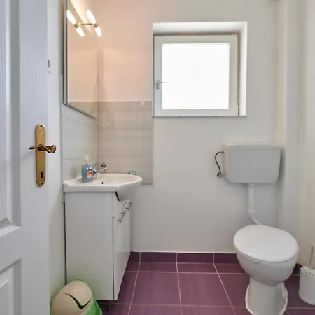 Balote Apartment *
