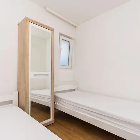 Balote Apartment *